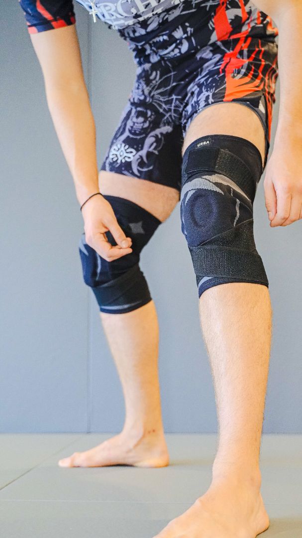 The 'Bear Brace' Knee Brace